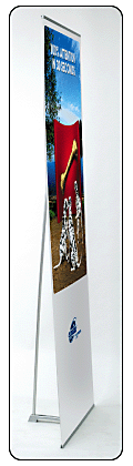 Expolinc 4 screen banner stand has a sleek profile.